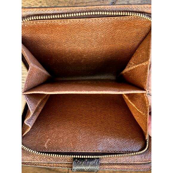 Louis Vuitton Monogram Porte Monnaie Viennois Bifold Wallet - Brown - Picture 14 of 16